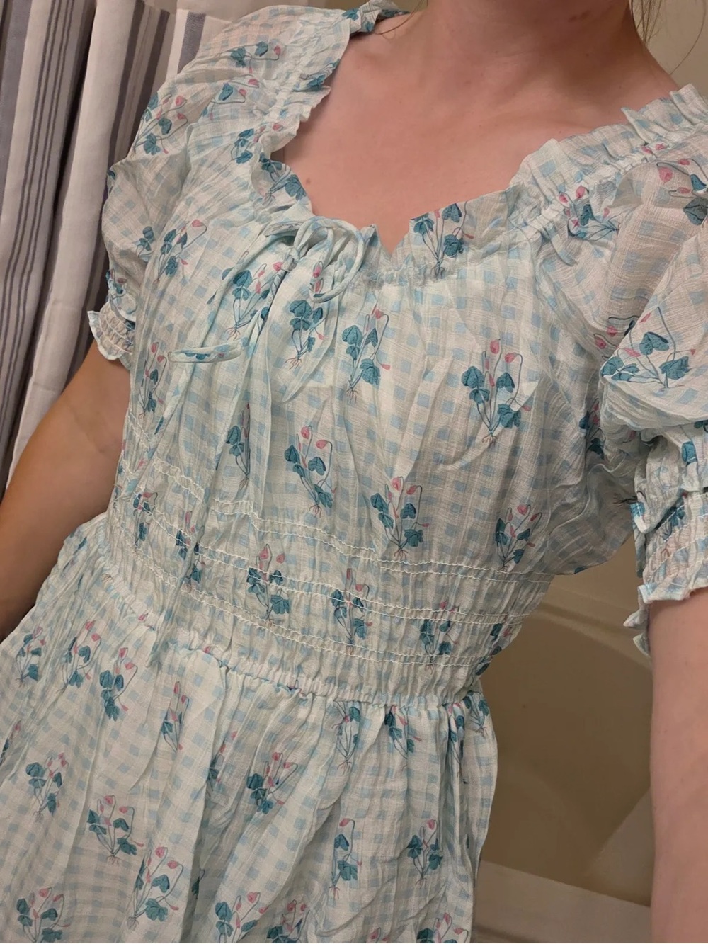 Ivy City Co Mint Floral Puff Sleeve Midi Dress - Picture 6 of 15